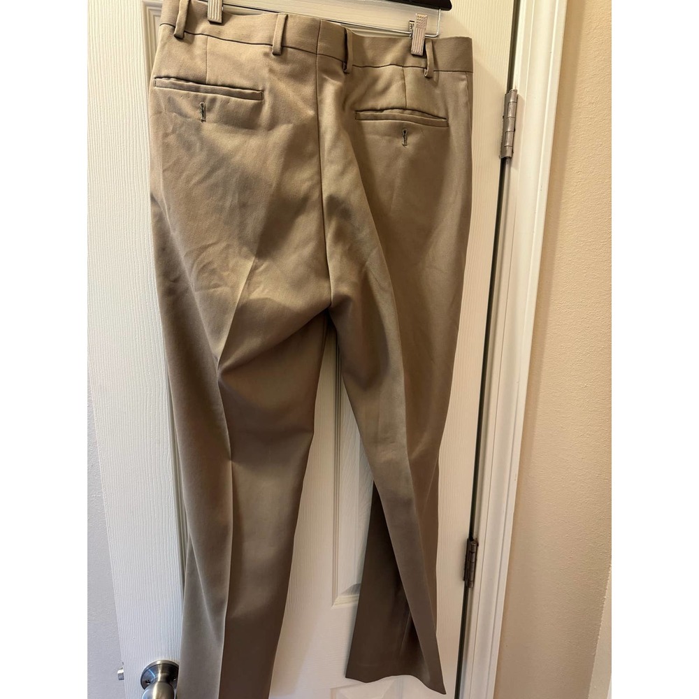 SOLD!! Men’s APT9 beige slim fit khakis, size 32X 32 - Picture 8 of 8